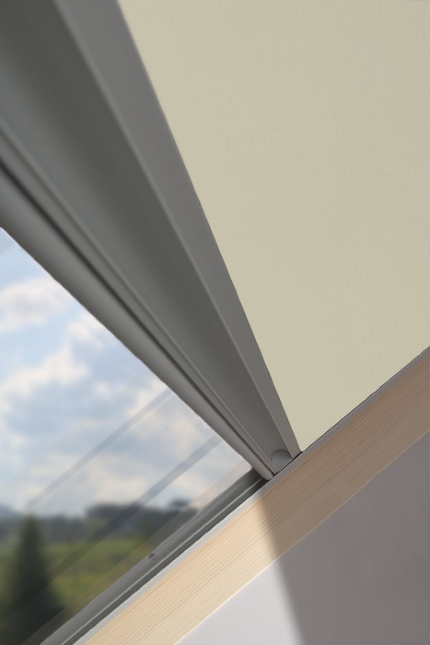 SKYLIGHT BLINDS BLACKOUT ROLLER ROOF BLIND FOR FAKRO WINDOWS EVERY SIZE/COLOURS 