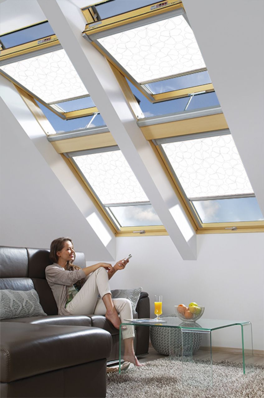 Roller Blind Srp Internal Skylight And Roof Windows Fakro Usa * to properly select the size of accessories, it is necessary to know the size of the window, which is given on the rating plate on the window sash. roller blind srp internal skylight